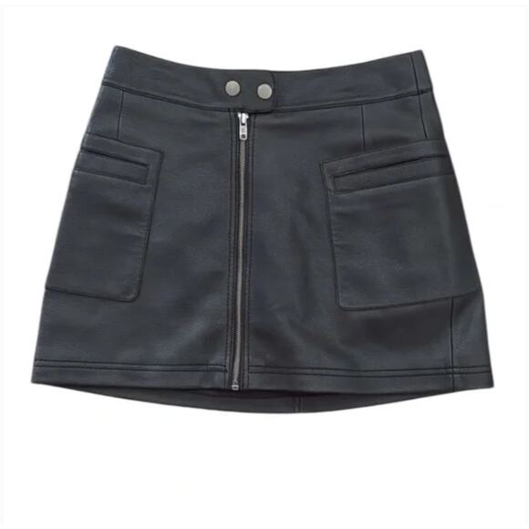 Free People High A-Line Faux Leather Miniskirt Sz 2 - Picture 3 of 6